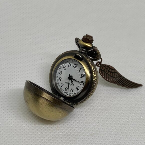 Harry Potter Golden Snitch Pendant Pocket watch 26mm quartz analog running - Picture 1 of 7